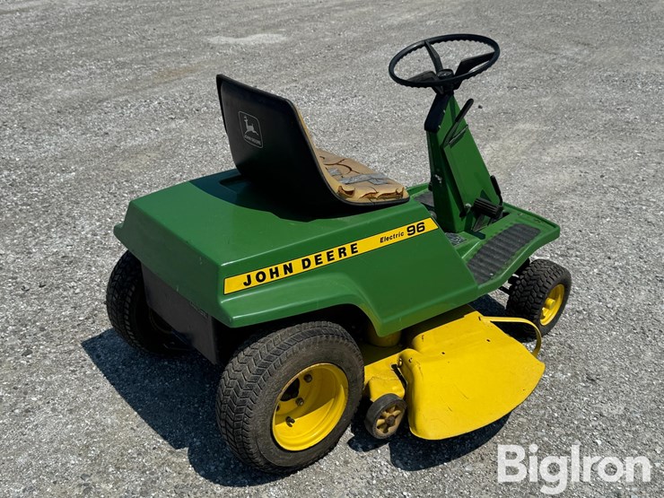 john-deere-96-image-5