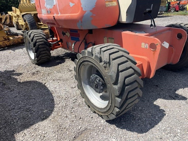 2003-jlg-800aj-image-32