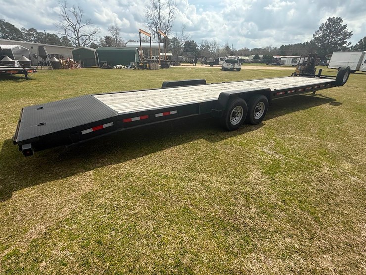 2022-down2earth-82in-x-36ft-two-car-hauler-image-5