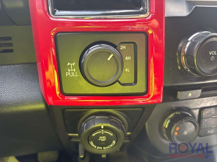 2017-ford-f150-image-17
