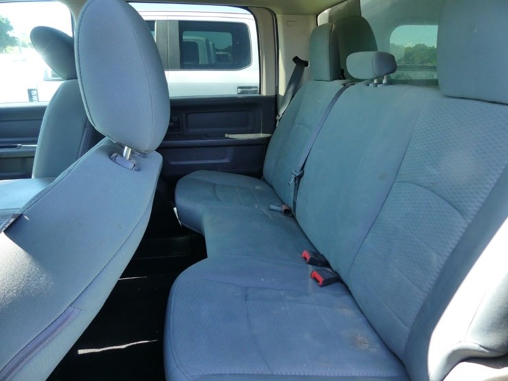 2016-dodge-ram-2500-image-9