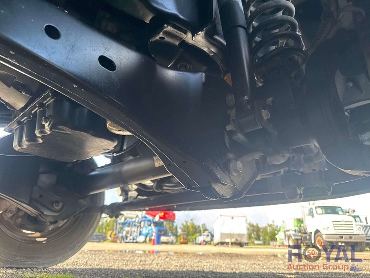 2017-ford-f550-image-45