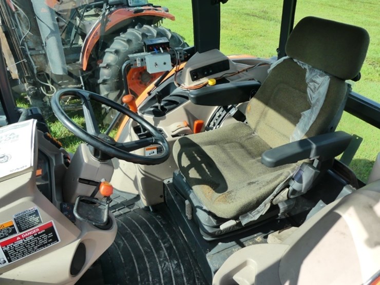 2013-kubota-m9960-image-11