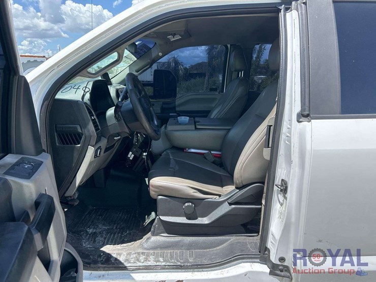 2017-ford-f550-image-12