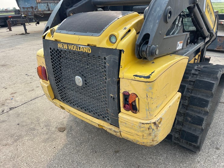 new-holland-c238-image-11