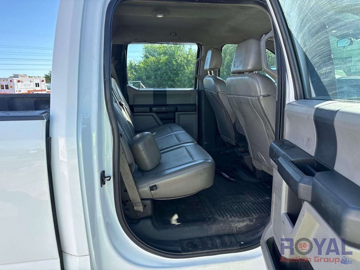 2019-ford-f250-image-21