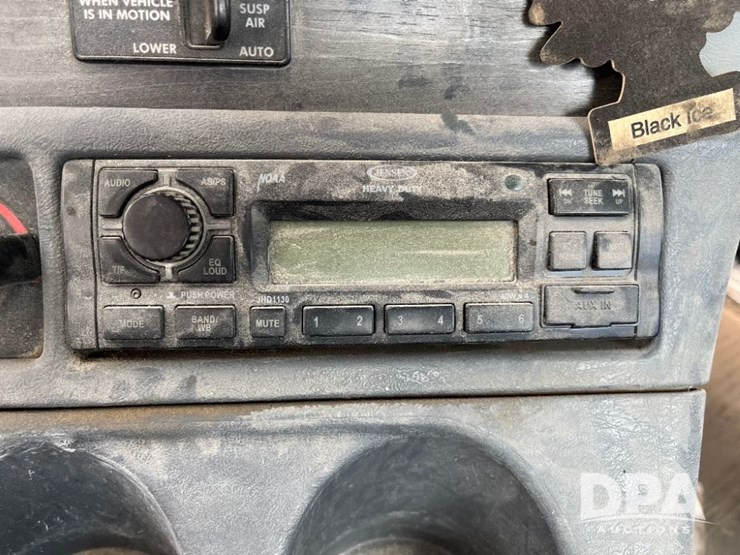 2009-freightliner-truck-(jn2397,-unit-277091)-image-64