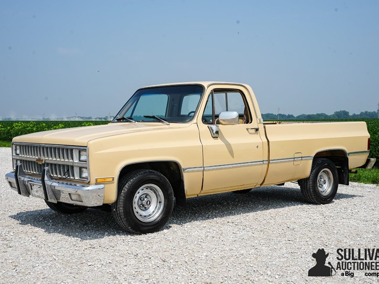 1982-chevrolet-silverado-image-1