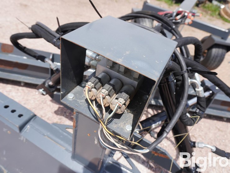 raytree-rmgb96-skid-steer-7'10"grader-blade-image-16