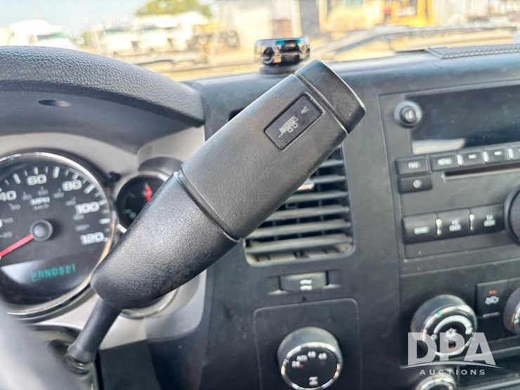 2008-chevrolet-silverado-image-63