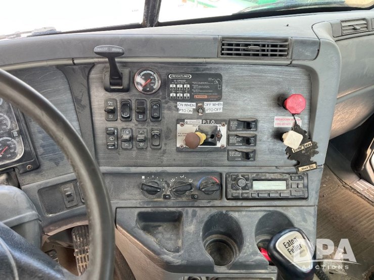 2009-freightliner-truck-(jn2397,-unit-277091)-image-59