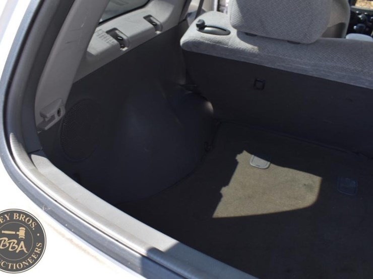 2005-hyundai-santa-fe-image-23