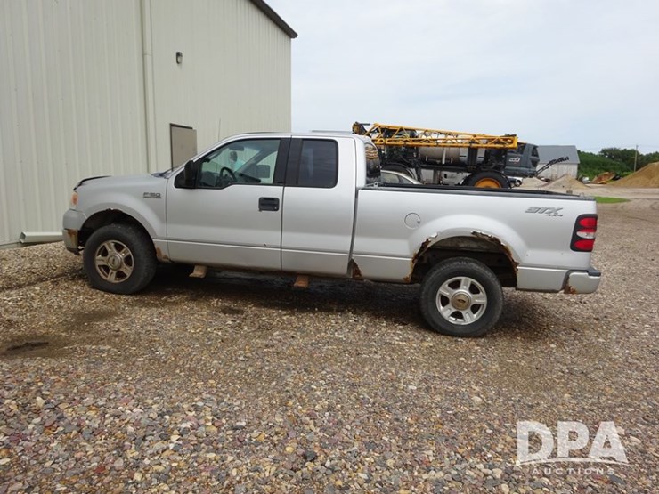 2004-ford-f150-image-23