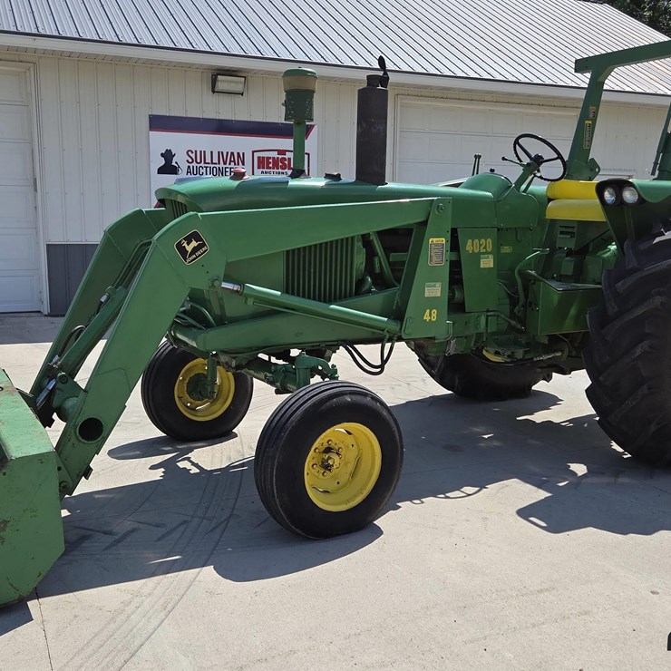 JOHN DEERE 4020