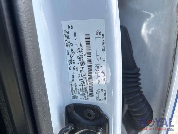2016-ford-f150-image-5