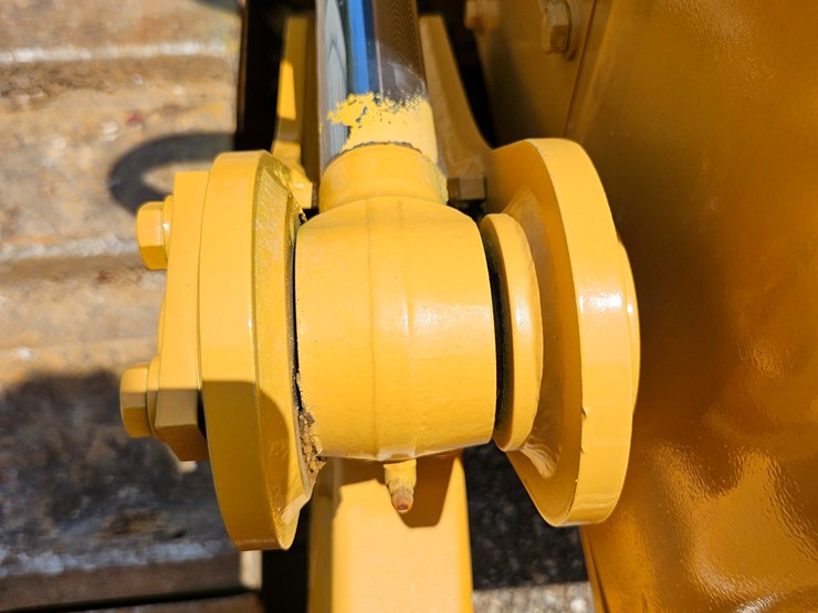 2018-komatsu-d37px-23-image-58