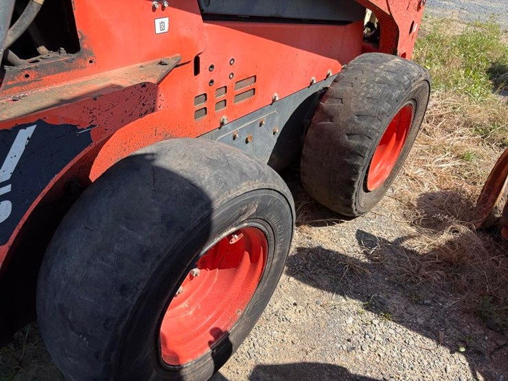 kubota-ssv75-image-14