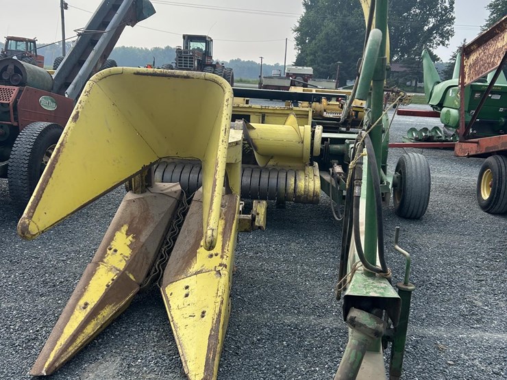 john-deere-3800-image-2
