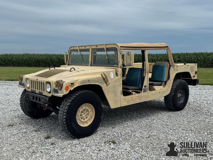 2009-am-general-m-1097r1-4x4-humvee-image-1
