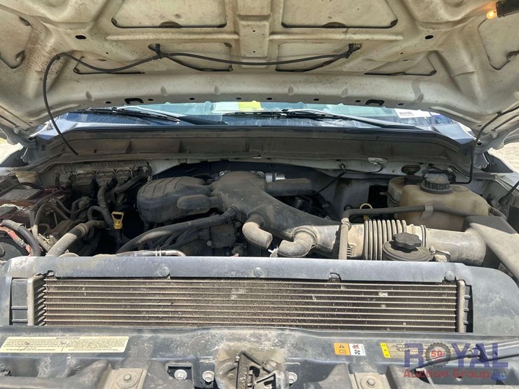 2013-ford-f450-image-13
