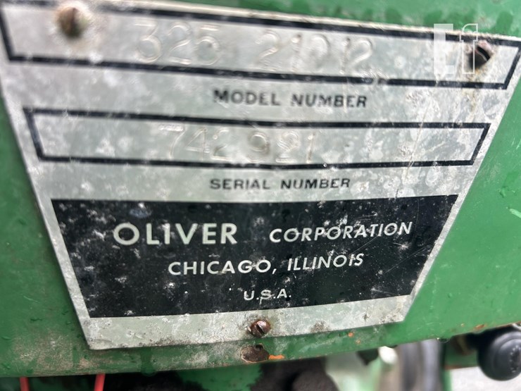 1969-oliver-1250-image-10