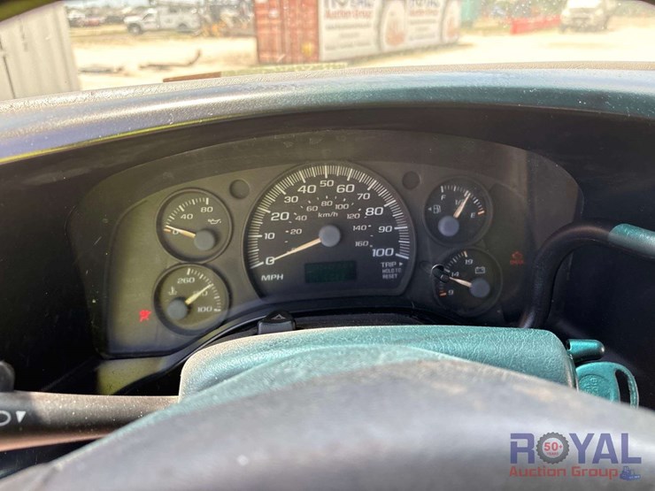 2003-chevrolet-express-1500-image-10