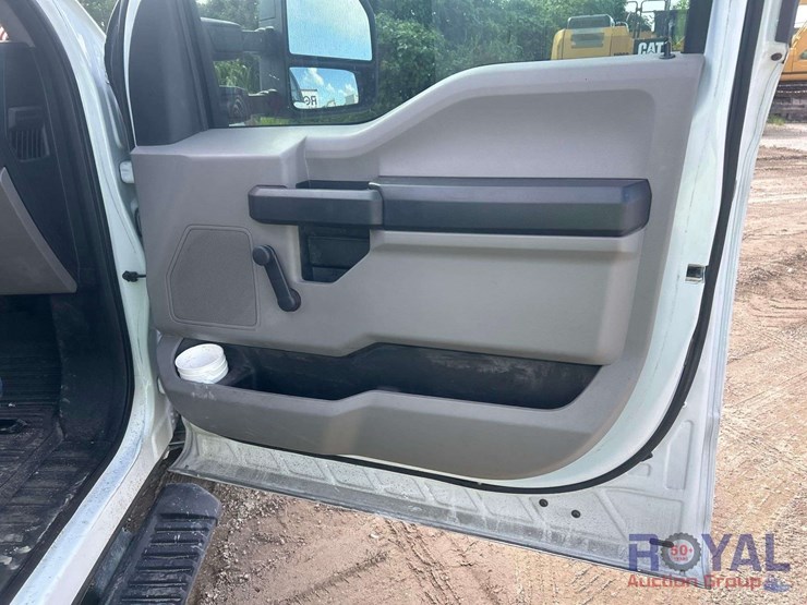 2017-ford-f250-image-26