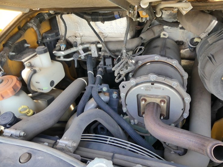 deere-317g-image-9