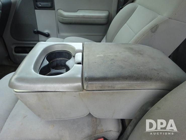 2004-ford-f150-image-64