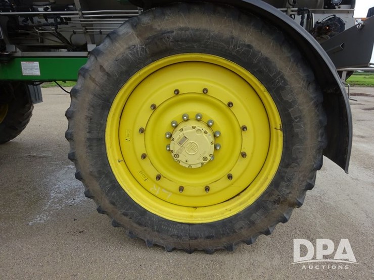 2016-john-deere-r4045-image-52