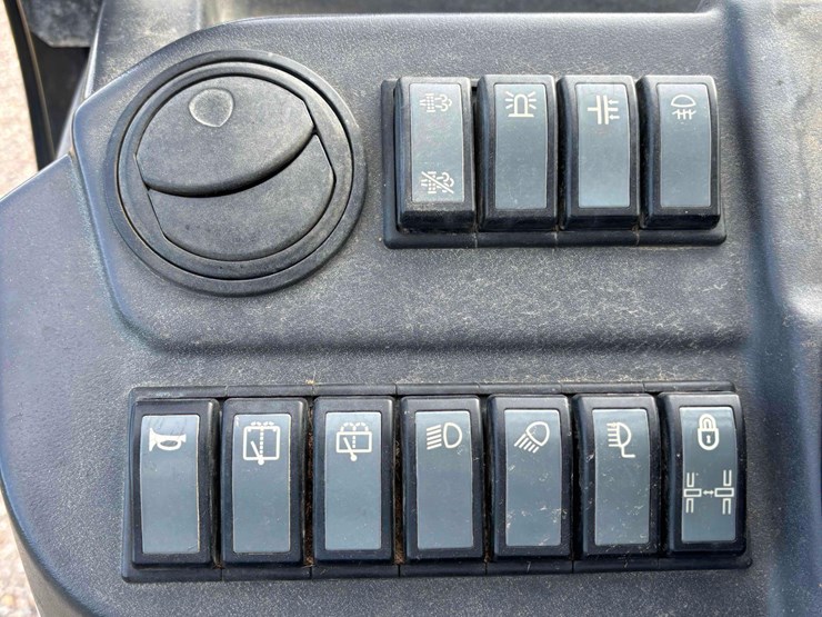 caterpillar-th407c-image-81