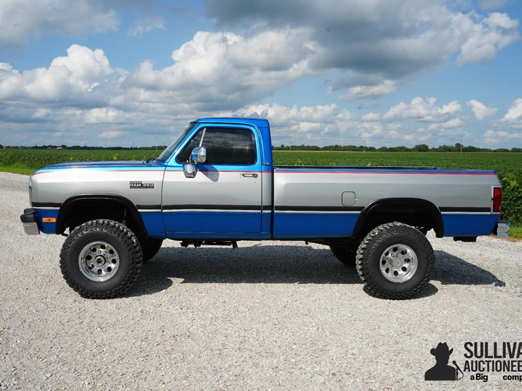 1993-dodge-w350-image-7