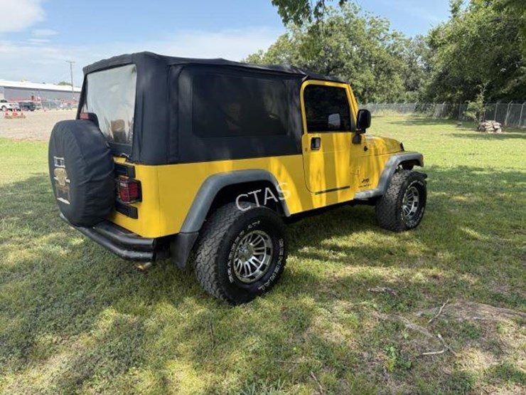 2004-jeep-wrangler-image-4