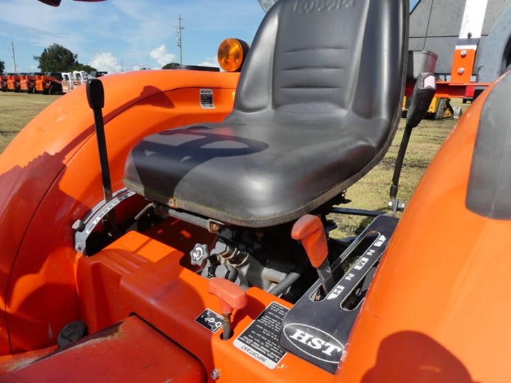 kubota-l2501-image-12