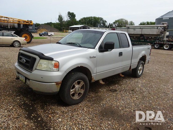 2004-ford-f150-image-1