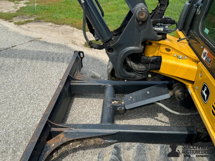 2019-deere-50g-image-15