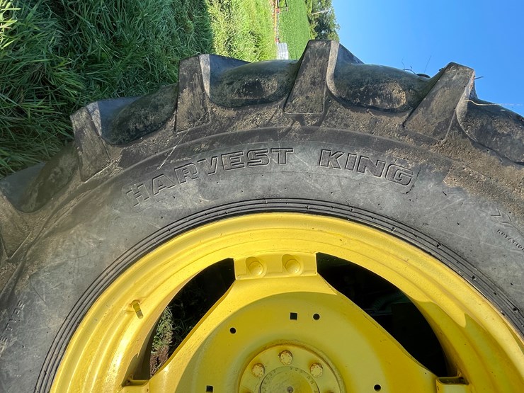 john-deere-6405-image-37