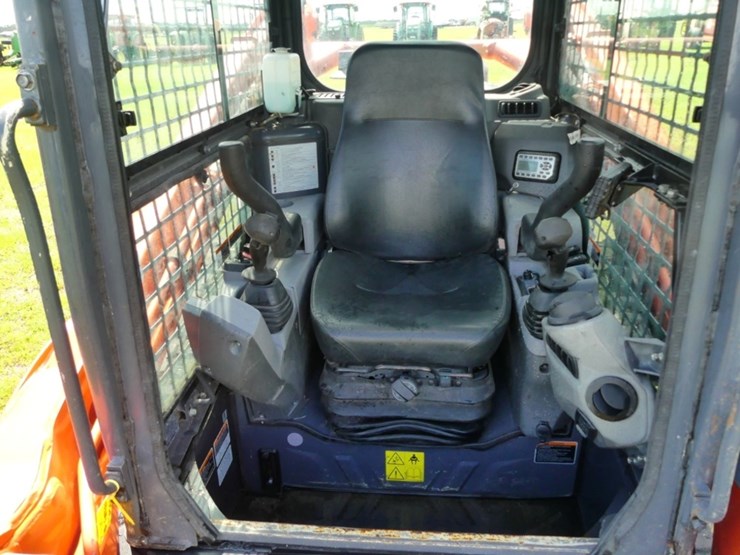 kubota-svl97-2-image-10