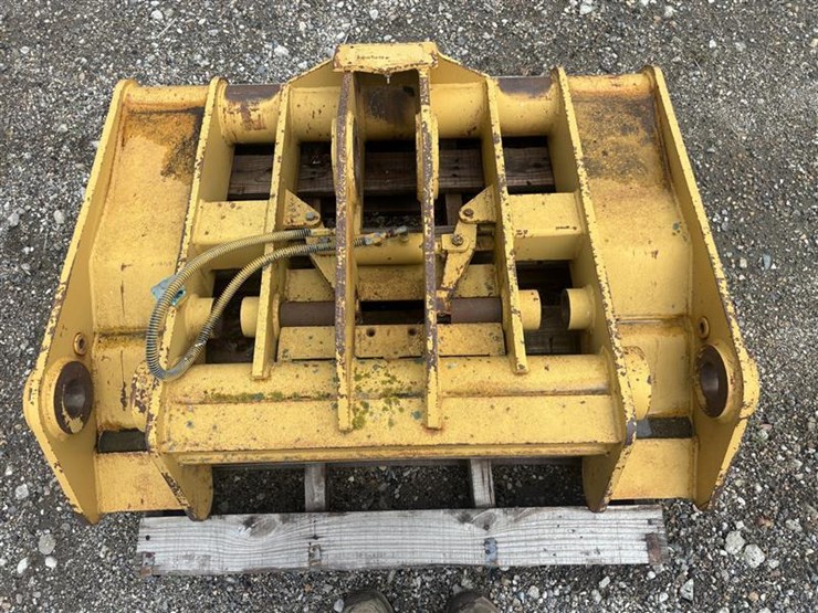 caterpillar-950-image-1