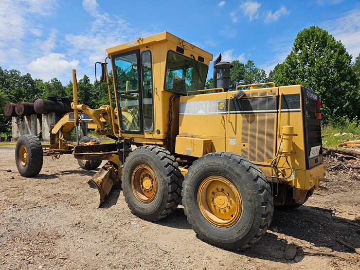 2002-caterpillar-12h-image-14