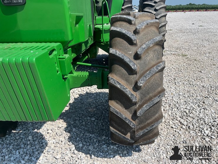 1994-john-deere-4560-image-9