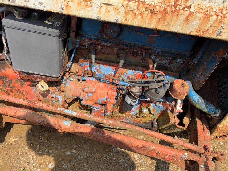 ford-851-image-16