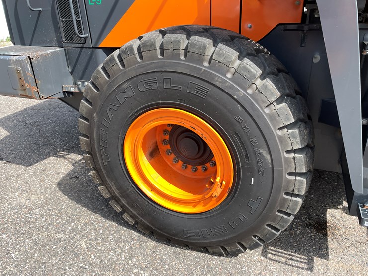 doosan-dl320-7-image-10