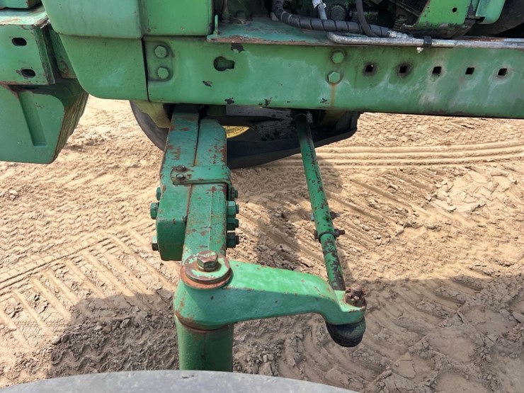 john-deere-4440-image-9