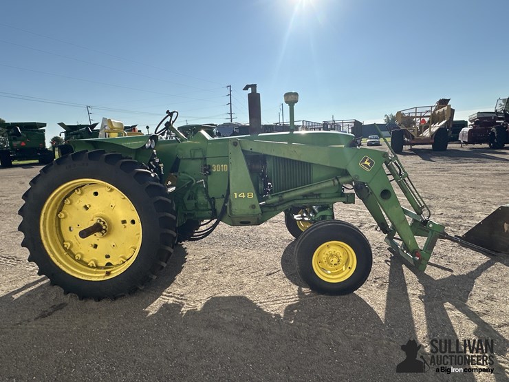 john-deere-3010-image-3