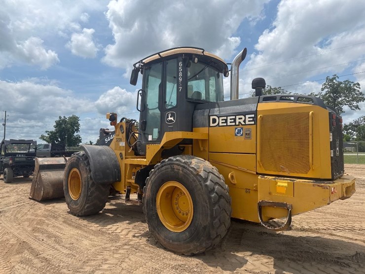 2014-deere-544k-image-8