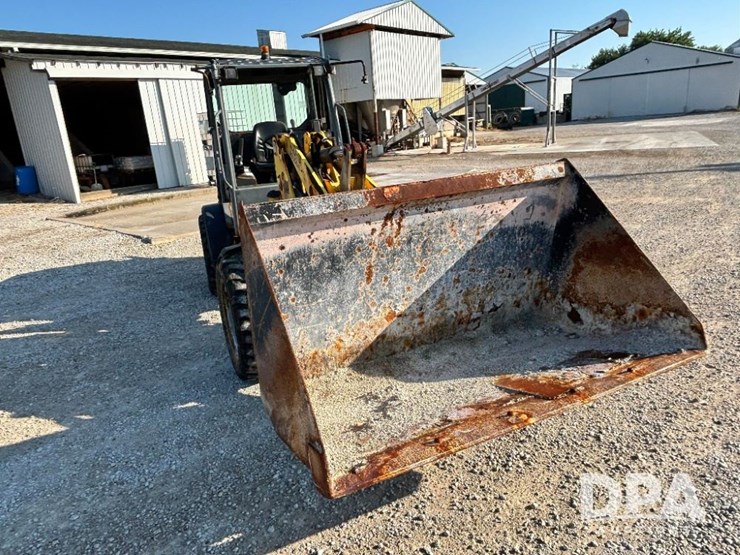 2014-wacker-neuson-wl36-image-3