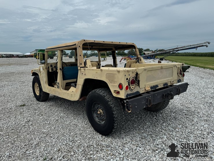 2009-am-general-m-1097r1-4x4-humvee-image-7