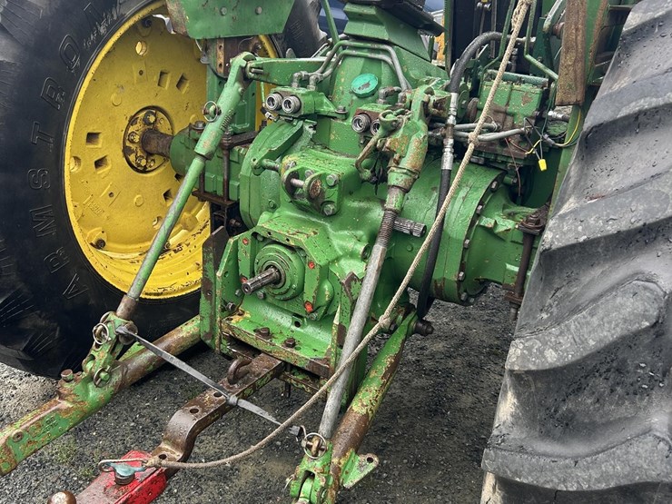 1980-john-deere-2940-image-6