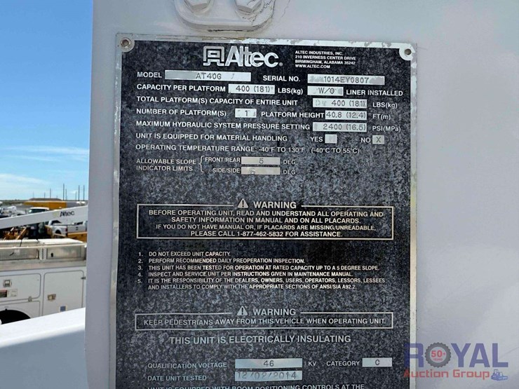 2013-ford-f550-image-46